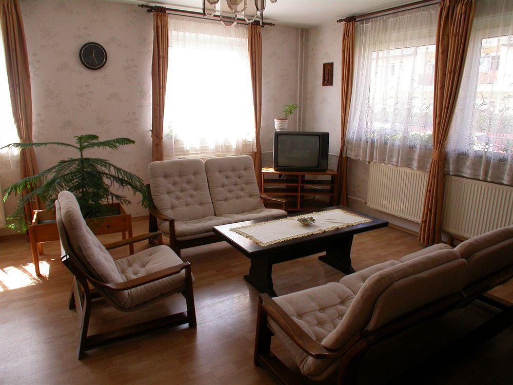Heviz Therme Apartmenthaus Bagian luar foto
