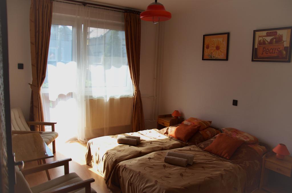 Heviz Therme Apartmenthaus Bagian luar foto