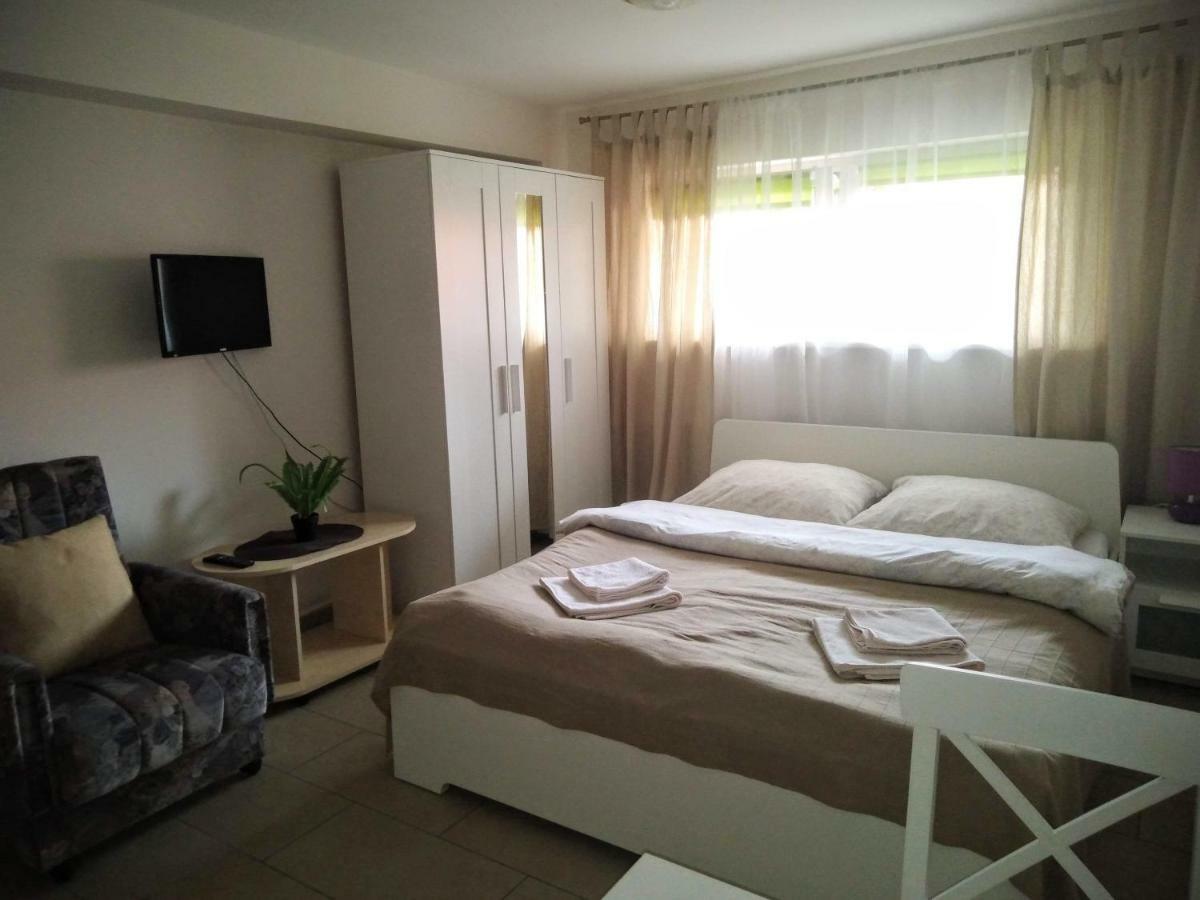 Heviz Therme Apartmenthaus Bagian luar foto