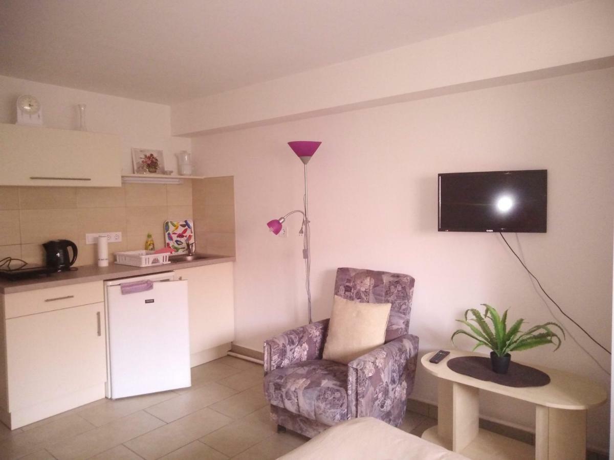 Heviz Therme Apartmenthaus Bagian luar foto
