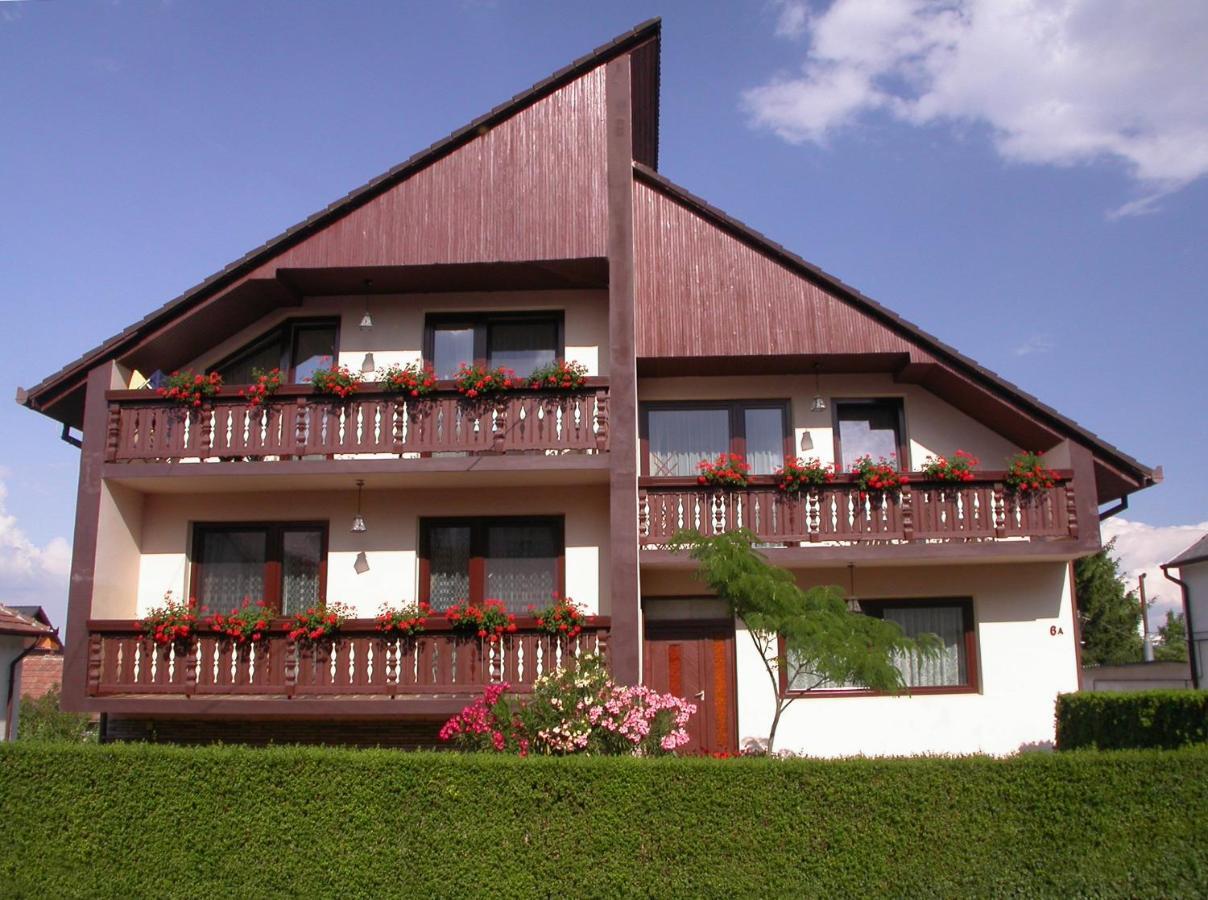 Heviz Therme Apartmenthaus Bagian luar foto